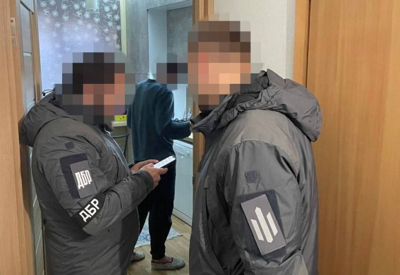 У Запоріжжі працівники одного ТЦК допомогли... 1,5 тисячі чоловікам уникнути мобілізації