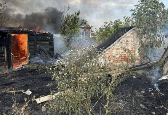На Запоріжжі під завалами будинку знайшли тіло вбитої жінки, ще одну людину шукають