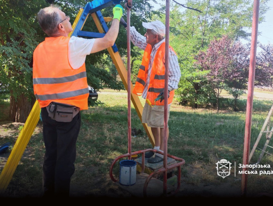 У Запоріжжі відновлять 30 дитмайданчиків
