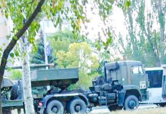 РФ різко нарощує сили на Запорізькому напрямку: зафіксовано рекордне перекидання техніки за два місяці (фото, відео)