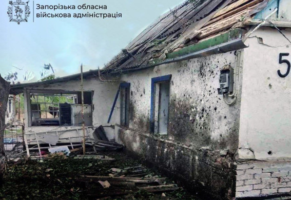 Внаслідок ворожих атак по Запорізькій області чоловік отримав поранення