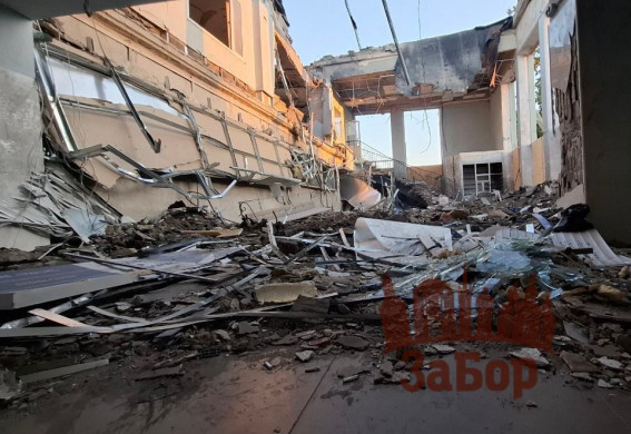 В Запоріжжі шукають молодих художників, готових долучитись до відновлення автовокзалу
