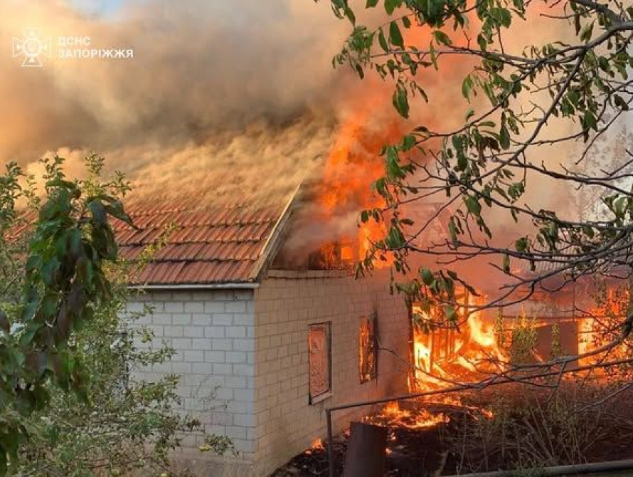 Пожежа внаслідок ворожої атаки