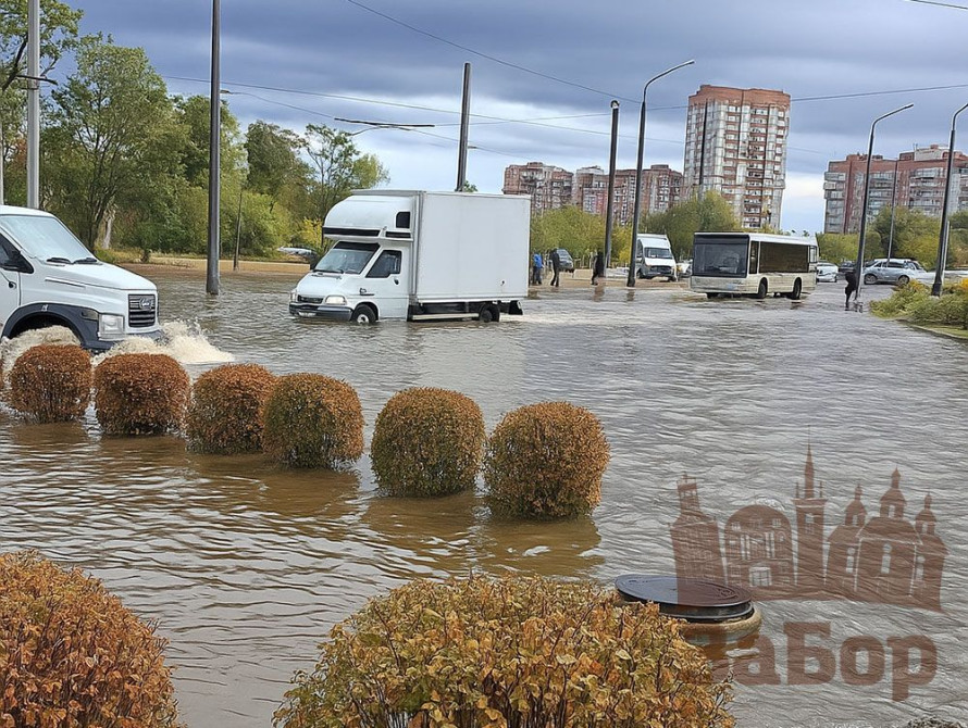 Потоп на Пісках після зливи