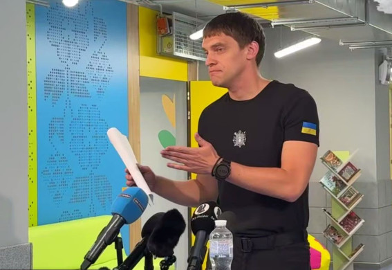 У Запоріжжі директора школи відсторонено через організацію платного навчання в нешкільні дні (відео)