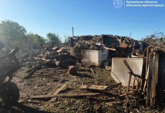 Росіяни обстріляли селище на Запоріжжі: двоє поранених, пошкоджені десятки будівель