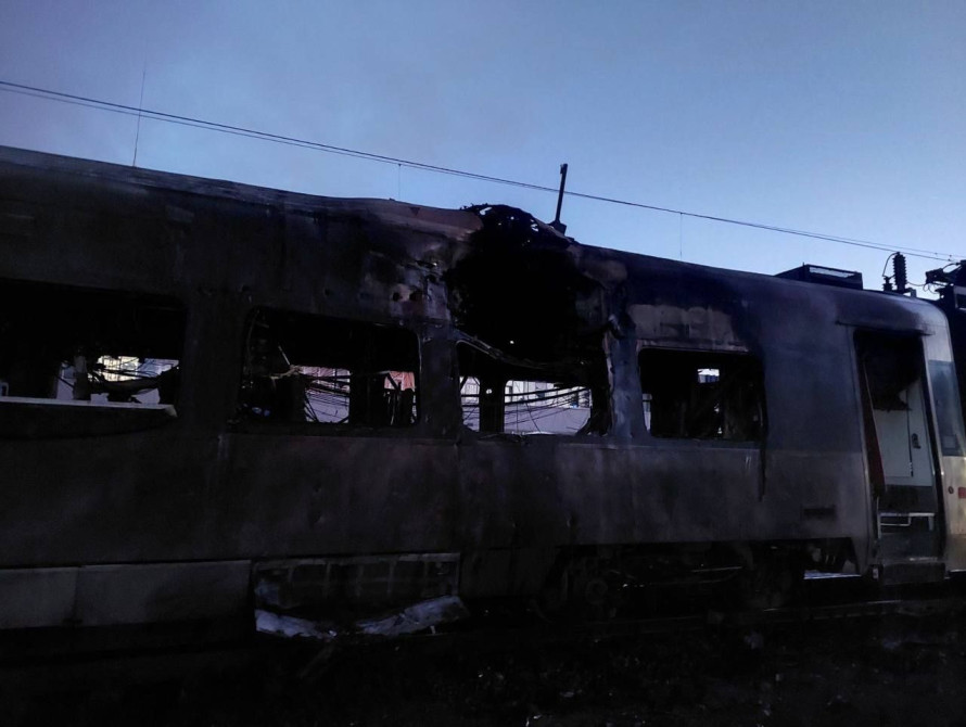 Наслідки удару по рухомому складу Укрзалізниці