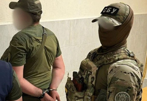 На Запоріжжі судитимуть працівника колонії, який постачав засудженим наркотики