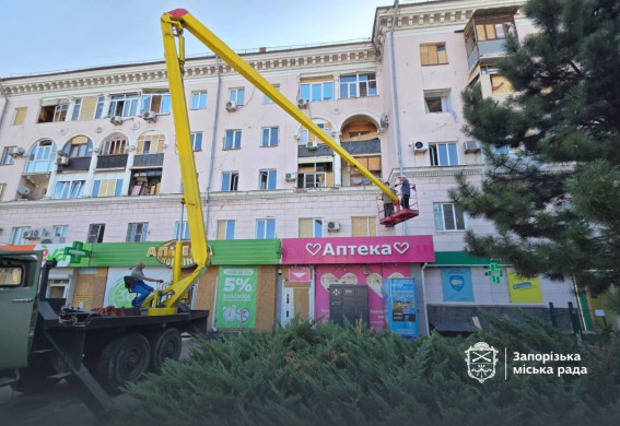 Наслідки вчорашніх ударів по Запоріжжю: що відомо на цей час?! (фото)