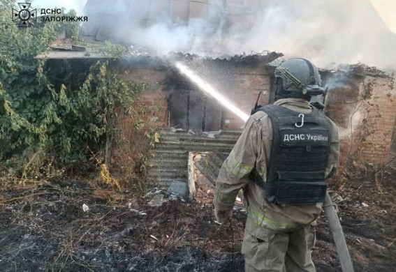 За минулу добу у Запорізькій області виникло 11 пожеж, зокрема через обстріли (фото)