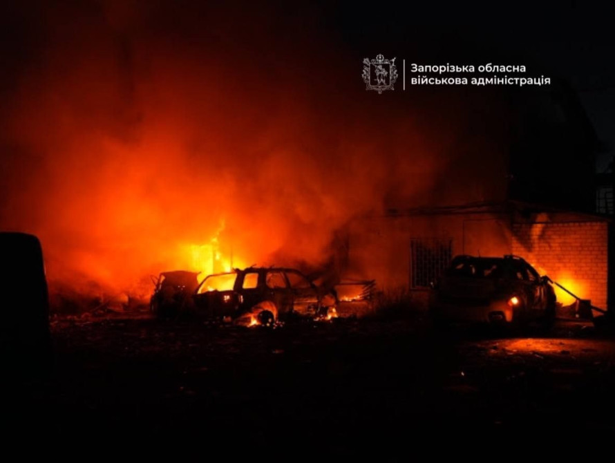 Пожежа після прильотів КАБів по Запоріжжю 22 вересня
