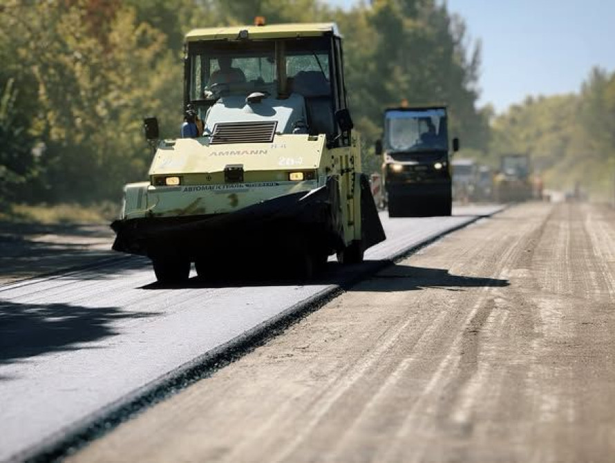 Дорожні роботи на трасі М-18 у Запорізькій області
