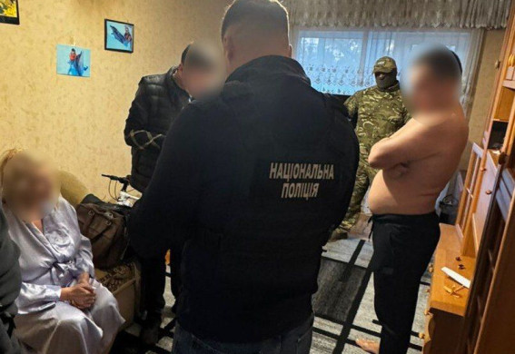 Адвокатка із Запоріжжя організувала незаконний виїзд чоловіків за кордон (фото)