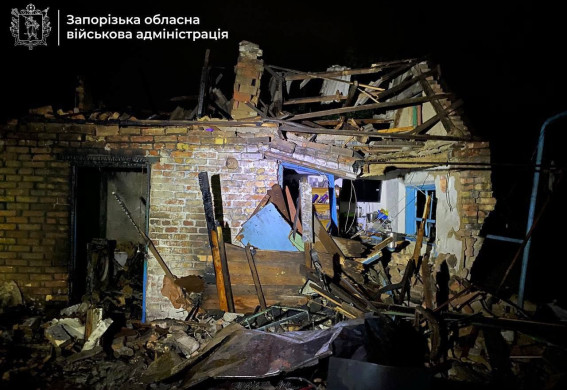 Масовані удари по Запоріжжю: загинула дитина, зруйновано будинки (фото, відео)