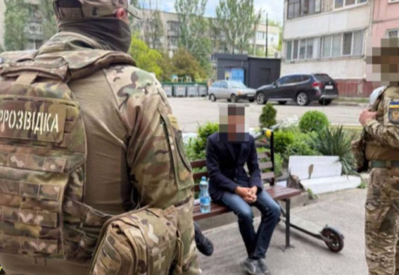 Запорізький студент підозрюється у продажі фіктивних документів для ухилення від мобілізації