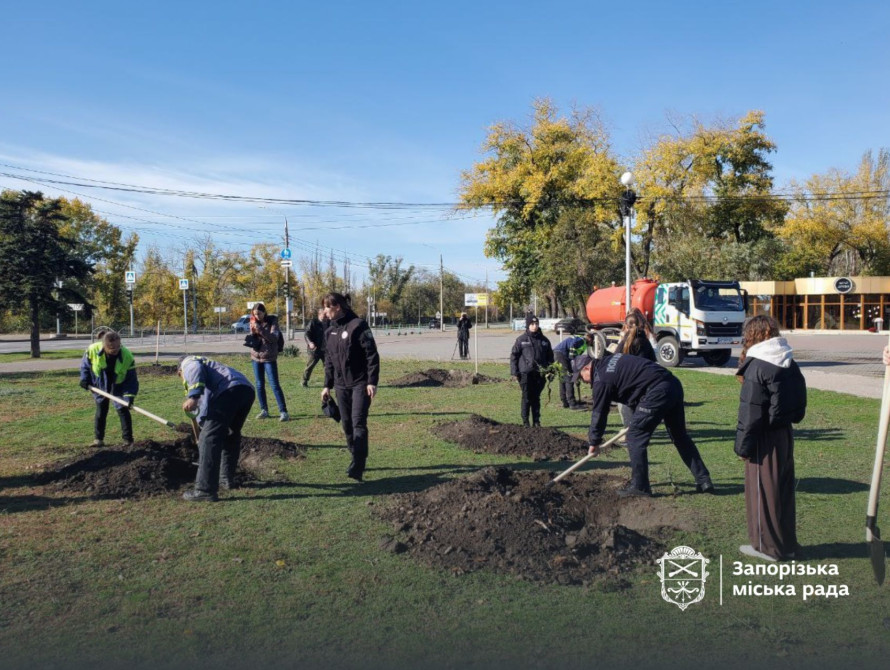 У Вознесенівському парку висадили дуби в рамках акції