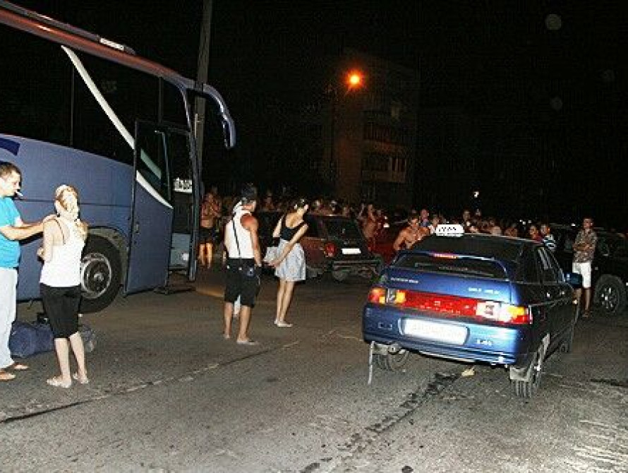 Жители Бердянска устроили забастовку. Один человек оказался в больнице.
