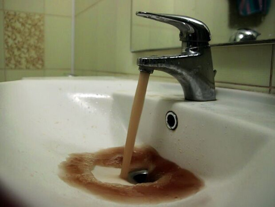 В Запорожье почистили трубы – теперь точно можно пить воду из крана