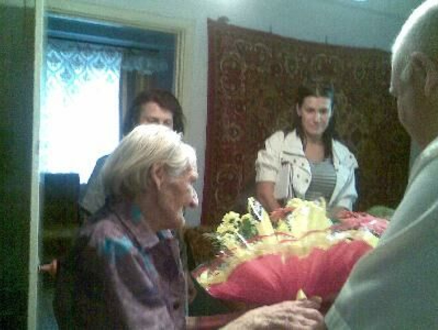 Жительница Запорожья празднует 100-летний юбилей