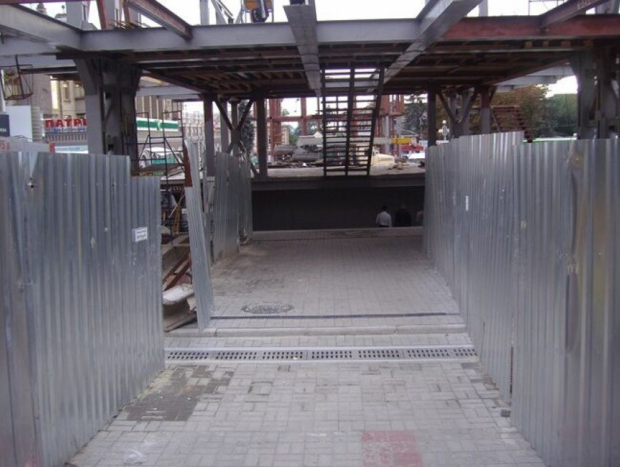 В Запорожье открылся подземный переход на Анголенко