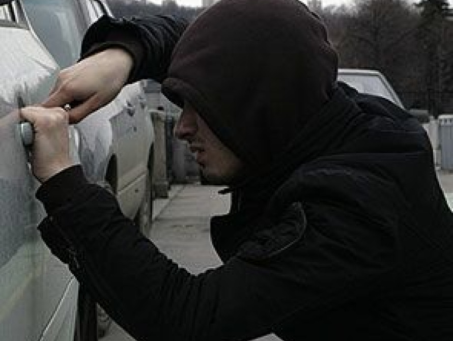 В Бердянске группа угонщиков массово угоняет автомобили