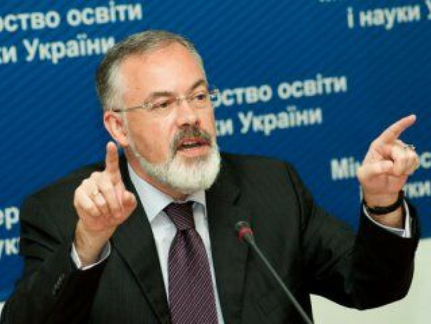 Табачник поблагодарил ректора ЗНУ за олимпийцев из Запорожья