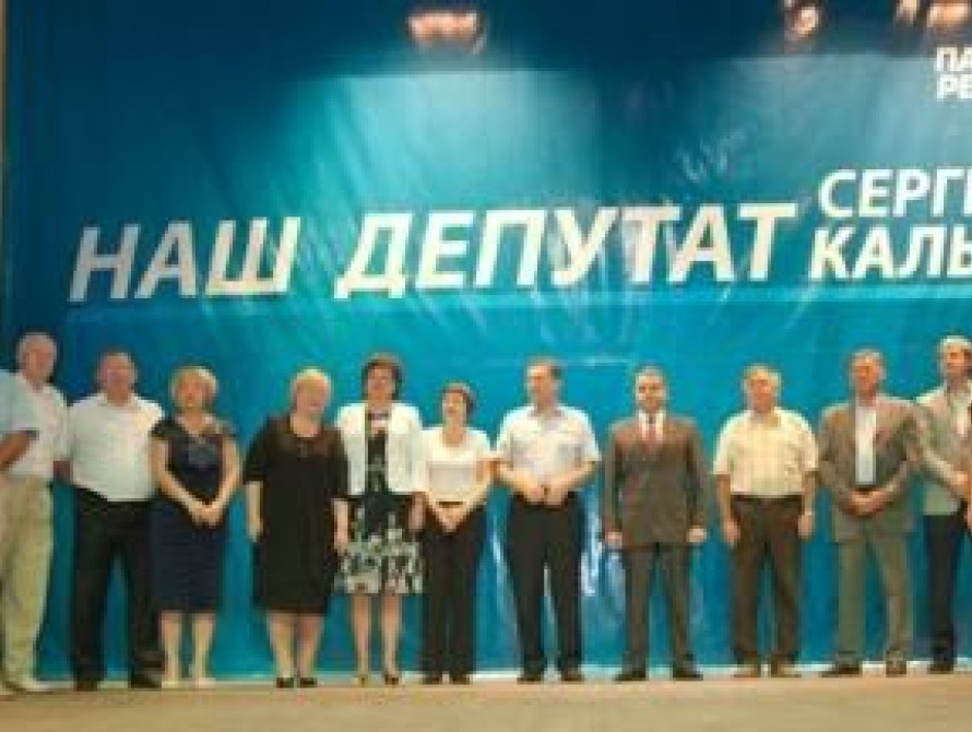 Мэр Запорожья рано встает, чтобы агитировать за Кальцева