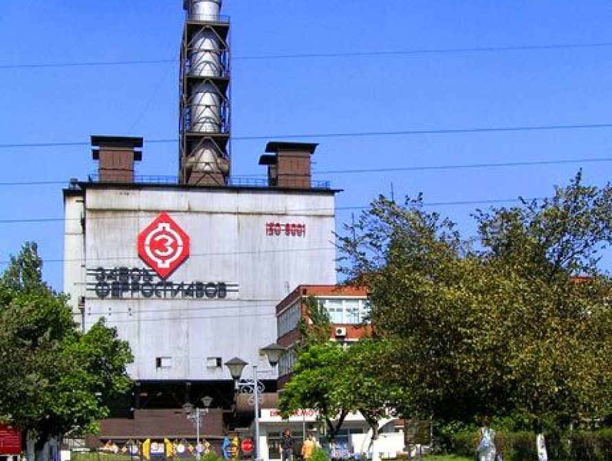 Власти обещают, что сокращений на заводах в Запорожье не будет