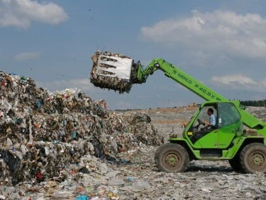 В Запорожье фирма Иванющенко ("Енакиевского") будет строить полигон ТБО
