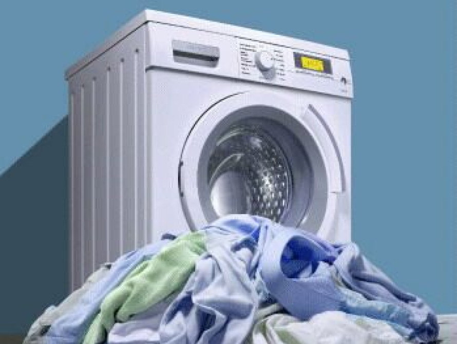 В Запорожье архиепископ подарил детскому санаторию бытовую технику 