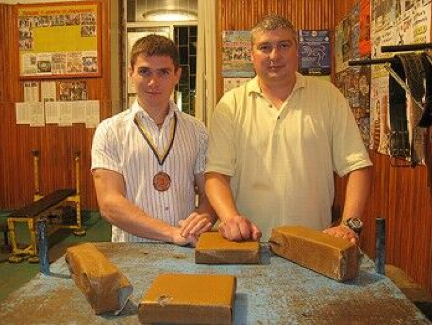 Спортсмен из Бердянска завоевал бронзу Кубка Украины по армспорту 