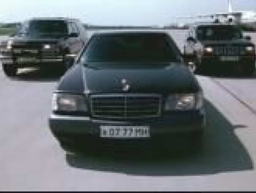 Таможня Запорожья конфисковала самолет и 15 автомобилей