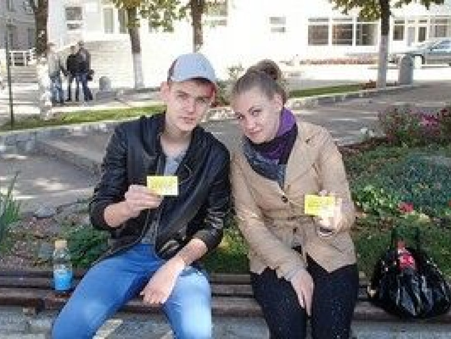 В Запорожье борются с милицейским произволом "желтыми карточками" 