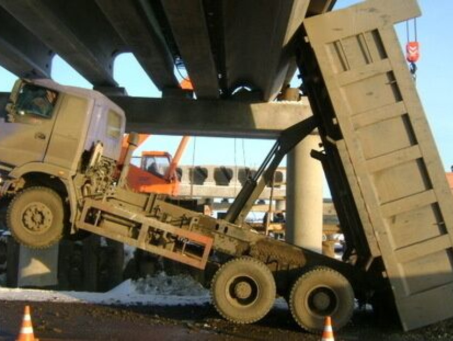 ДТП в Запорожской области: пострадал мост