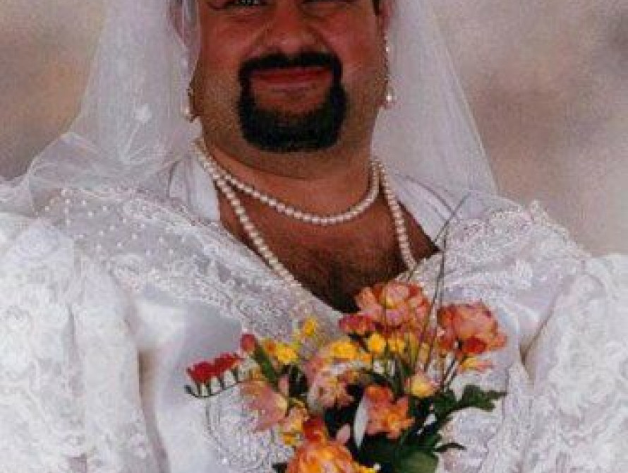 В Запорожье грабитель маскировался одеждой для невест