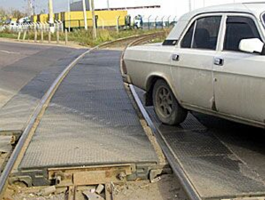 В Запорожье почистят рельсы