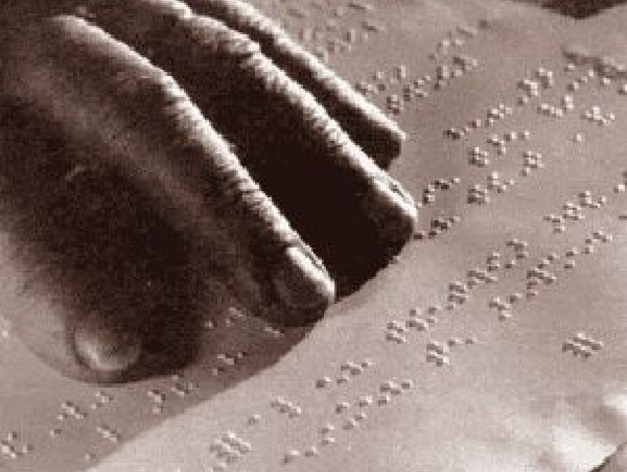 В Запорожье выпустили газету для слепых