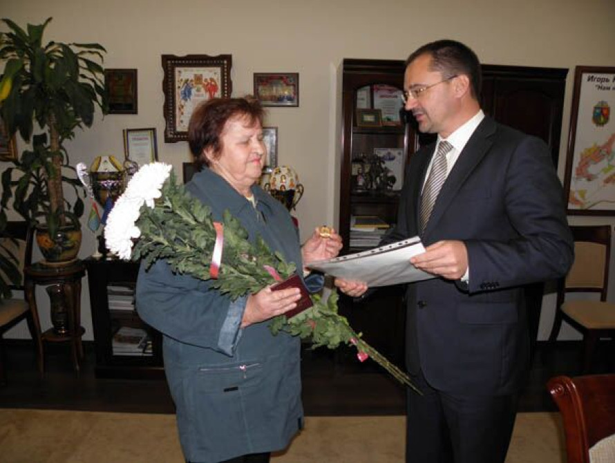 Жительнице Запорожской области присвоено звание "Мать-героиня"  