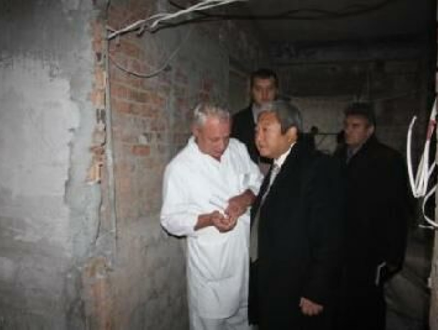 Старый корпус 5-й запорожской горбольницы находится в аварийном состоянии