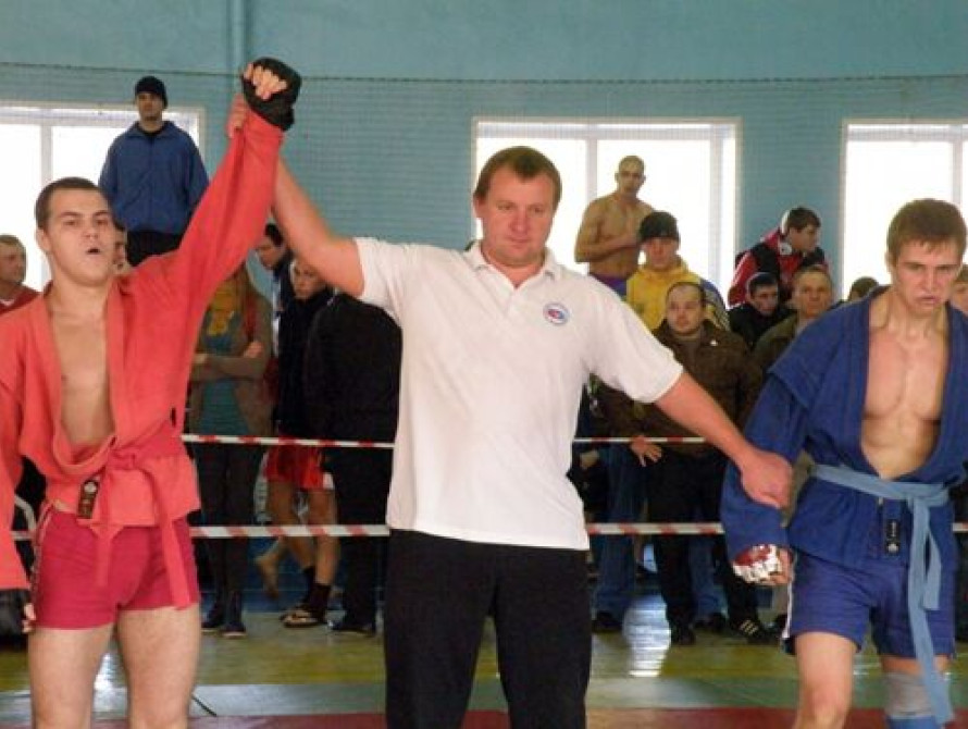 Запорожский самбист завоевал золото на чемпионате Украины