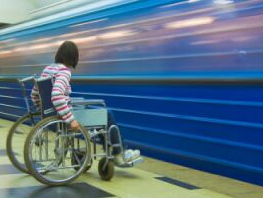 В Запорожье инвалиды устроили художественную выставку