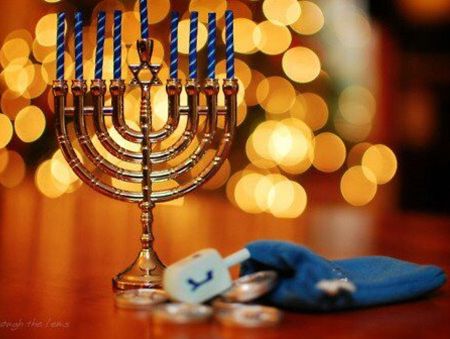 В Запорожье Хануку праздновали неканонические евреи