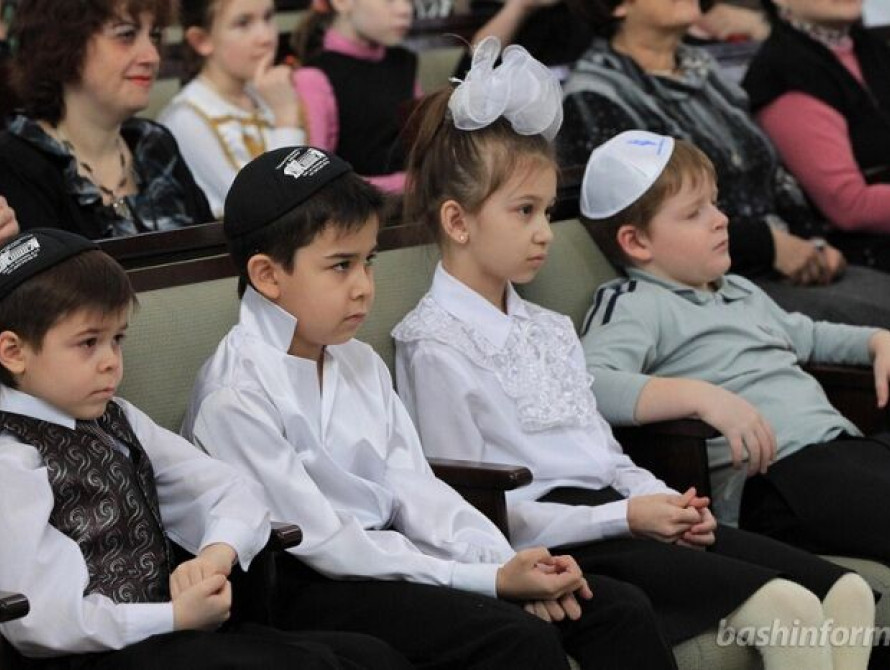 В Запорожье еврейской школе исполнилось 20 лет