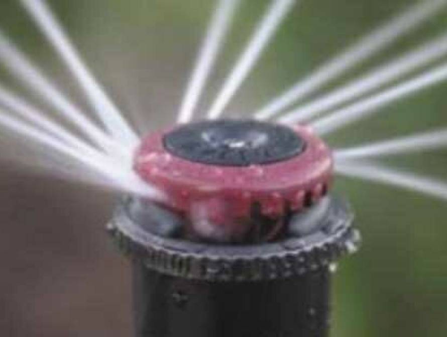 В Энергодаре за 395 тыс. грн. отремонтировали поливочный водопровод