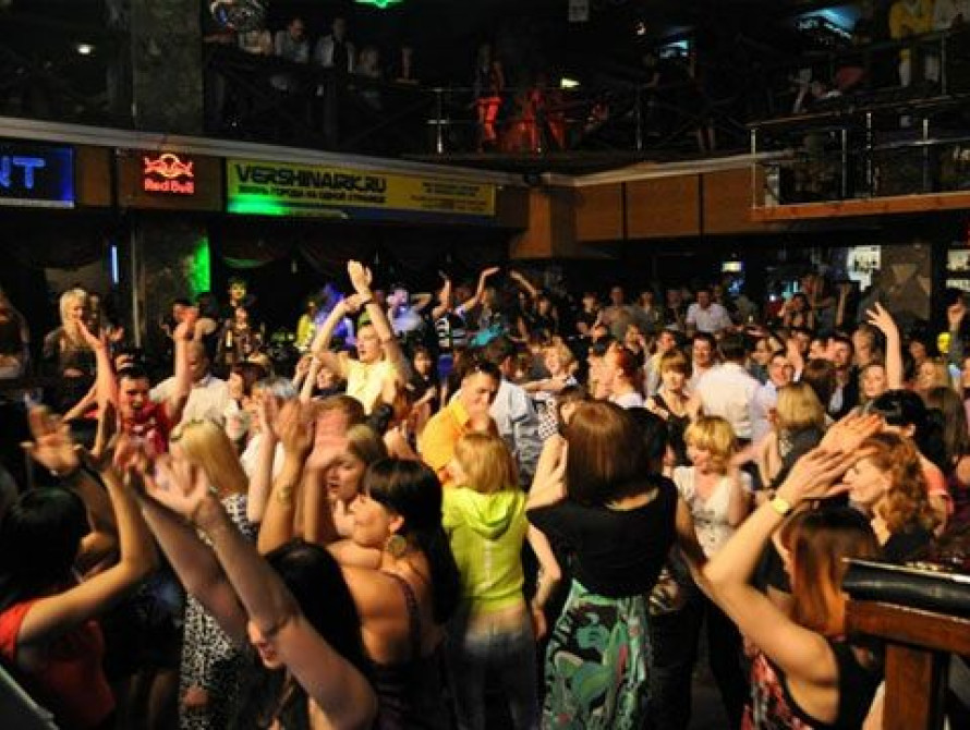 В Запорожье посетили ночного клуба устроили драку с охраной