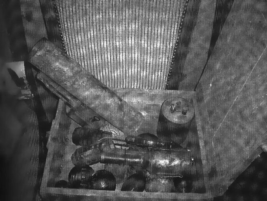 В Запорожье милиция заявляет, что изъяла оружие у коллекционера законно