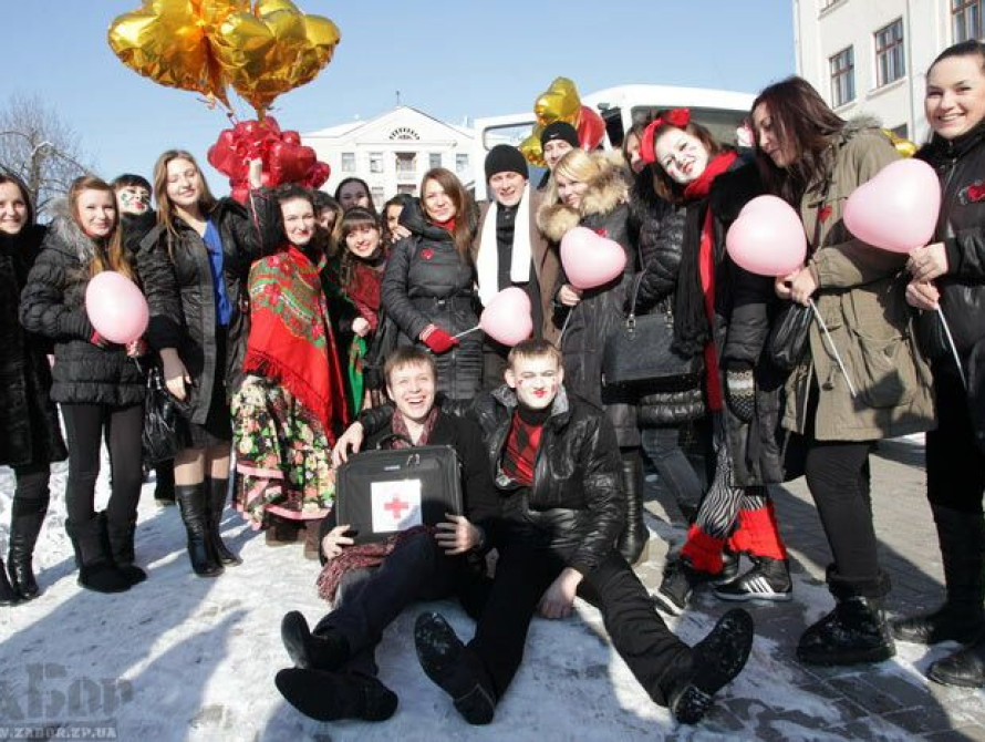 Что дарят и как празднуют День Святого Валентина в Запорожье?