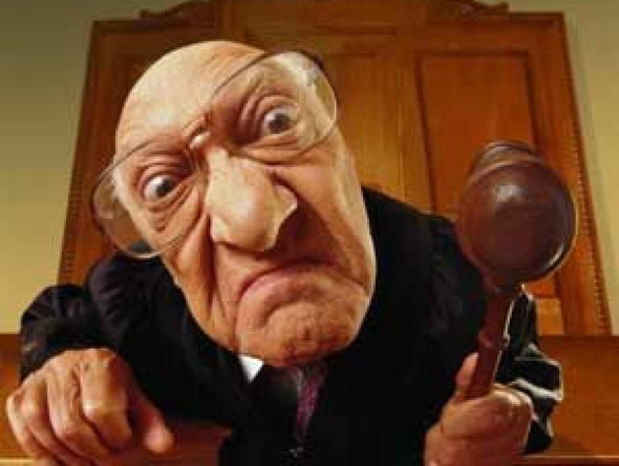 В Бердянске одни депутаты написали заявление в прокуратуру на других