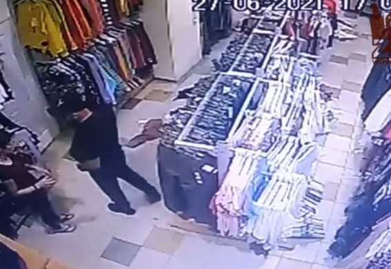 В Запорожье на три года тюрьмы осудили мужчину, который жестоко избил в магазине свою бывшую возлюбленную (видео)