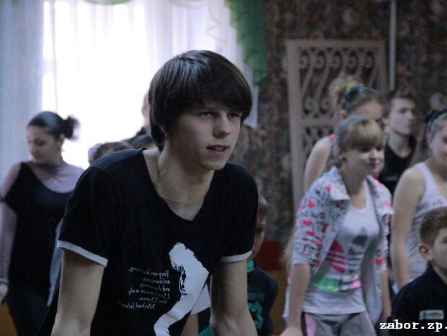 В Запорожье главные хореографы "Майданс-2" провели мастер-класс для детей